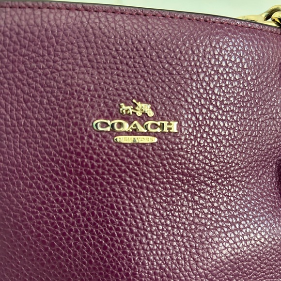 Coach purse - Picture 2 of 16